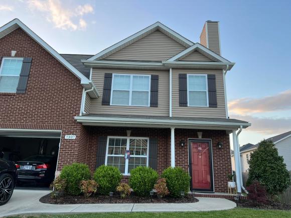 Vướng tin đồn sống trong khu ổ chuột khi theo chồng sang Mỹ, Trang Trần livestream tiết lộ toàn bộ cơ ngơi-7