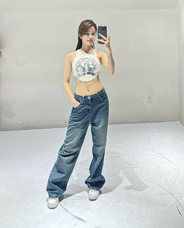 Màn đọ eo ác liệt của dàn Chị đẹp đạp gió rẽ sóng: Lan Ngọc diện đồ phá cách, Huyền baby kín đáo mà vẫn sexy khó cưỡng-4