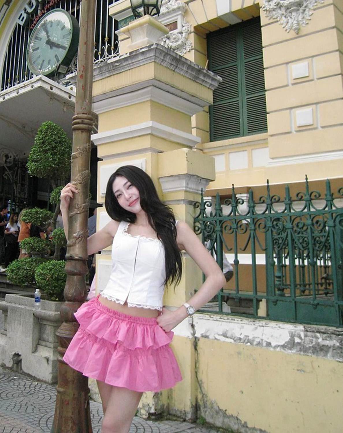 Màn đọ eo ác liệt của dàn Chị đẹp đạp gió rẽ sóng: Lan Ngọc diện đồ phá cách, Huyền baby kín đáo mà vẫn sexy khó cưỡng-9