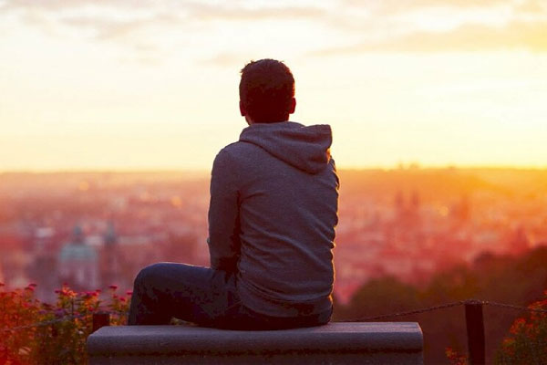 Đang tán tỉnh cô em, tôi bối rối khi phải lòng cô chị-2