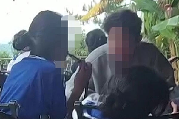 Giới trẻ nghiện hút vape: Con đường thâm nhập mở toang cổng-3