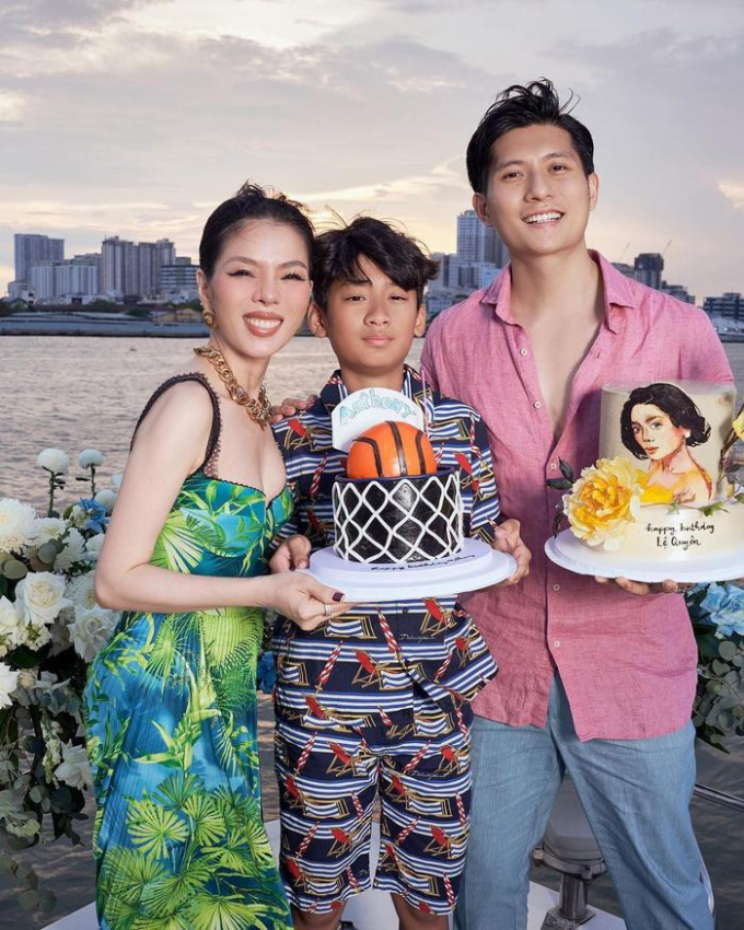 Lệ Quyên khoe toàn cảnh biệt thự mới xây xong ở Đà Lạt, gây chú ý là phòng của quý tử hào môn-10