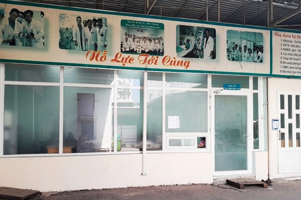 TPHCM: Người phụ nữ suy hô hấp nguy kịch sau khi ủ tê da ở thẩm mỹ viện-2