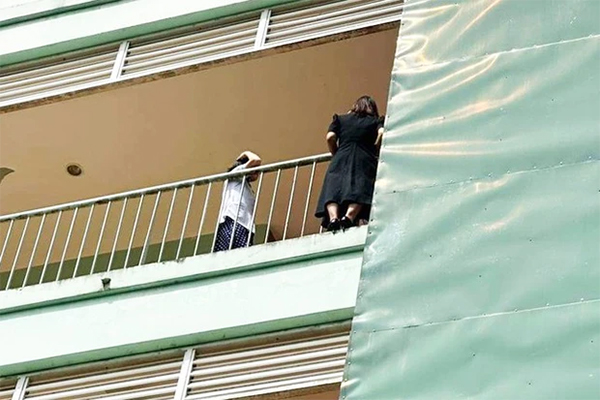 Nữ sinh 15 tuổi nguy kịch vì nhảy từ lầu 5 xuống đất-2