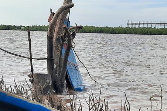 3 thợ lặn mất tích sau tiếng nổ lớn ở Cà Mau: Nạn nhân từng mò được bom