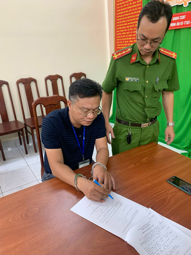 Bắt kẻ lừa đảo bán căn nhà 60 tỷ ở trung tâm TP.HCM để chiếm đoạt tiền cọc-1