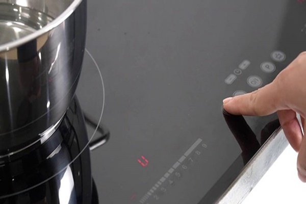 Mua giò chả thắp hương Tết, nhớ làm điều này để tránh mua phải loại chứa hàn the-3