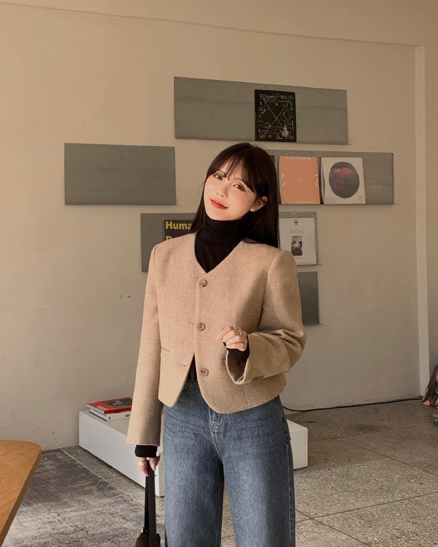 5 kiểu áo khoác đơn giản, tinh tế nên sắm diện Tết nếu bạn không thích sự cầu kỳ-1