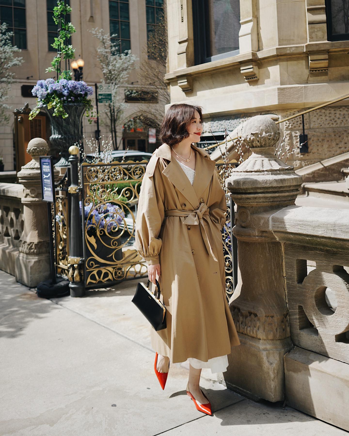 5 kiểu áo khoác đơn giản, tinh tế nên sắm diện Tết nếu bạn không thích sự cầu kỳ-5