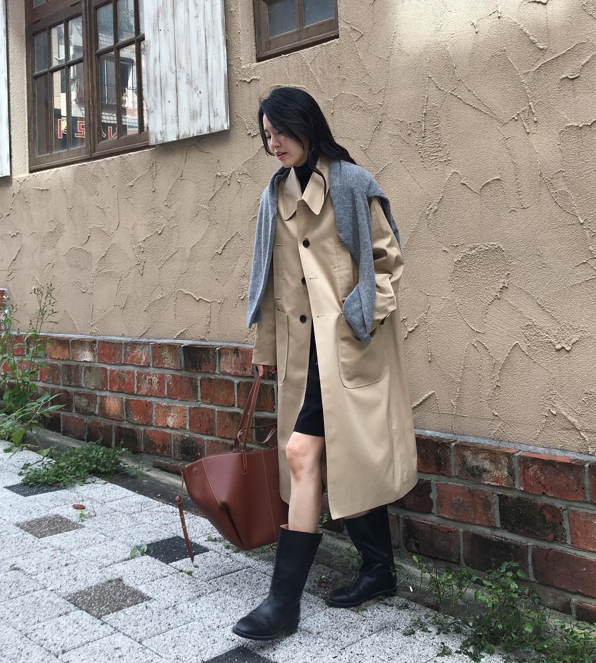 5 kiểu áo khoác đơn giản, tinh tế nên sắm diện Tết nếu bạn không thích sự cầu kỳ-6