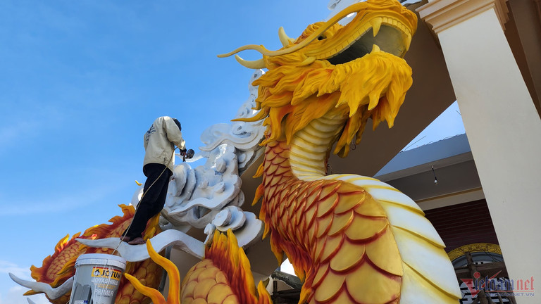 Cận cảnh cặp tượng rồng gây bão mạng của nghệ nhân Quảng Trị-7