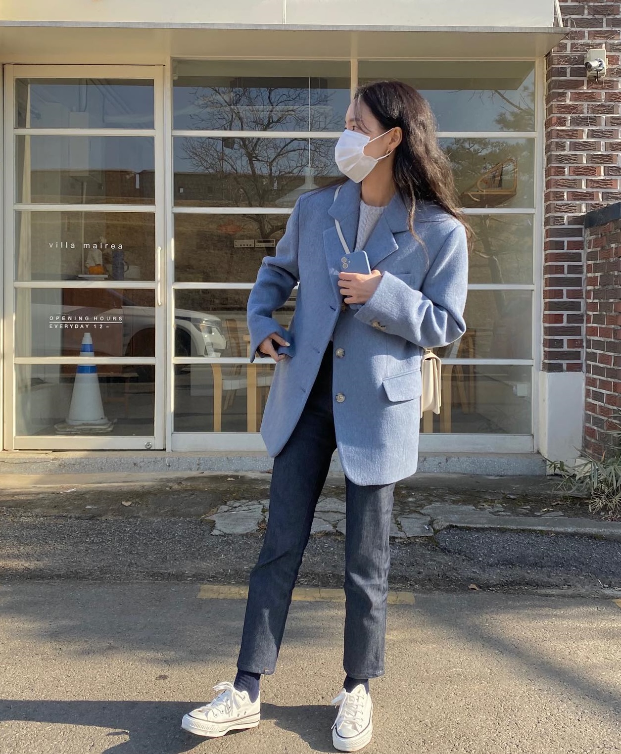 Tham khảo 10 cách diện áo blazer sáng màu để trẻ hóa phong cách-9