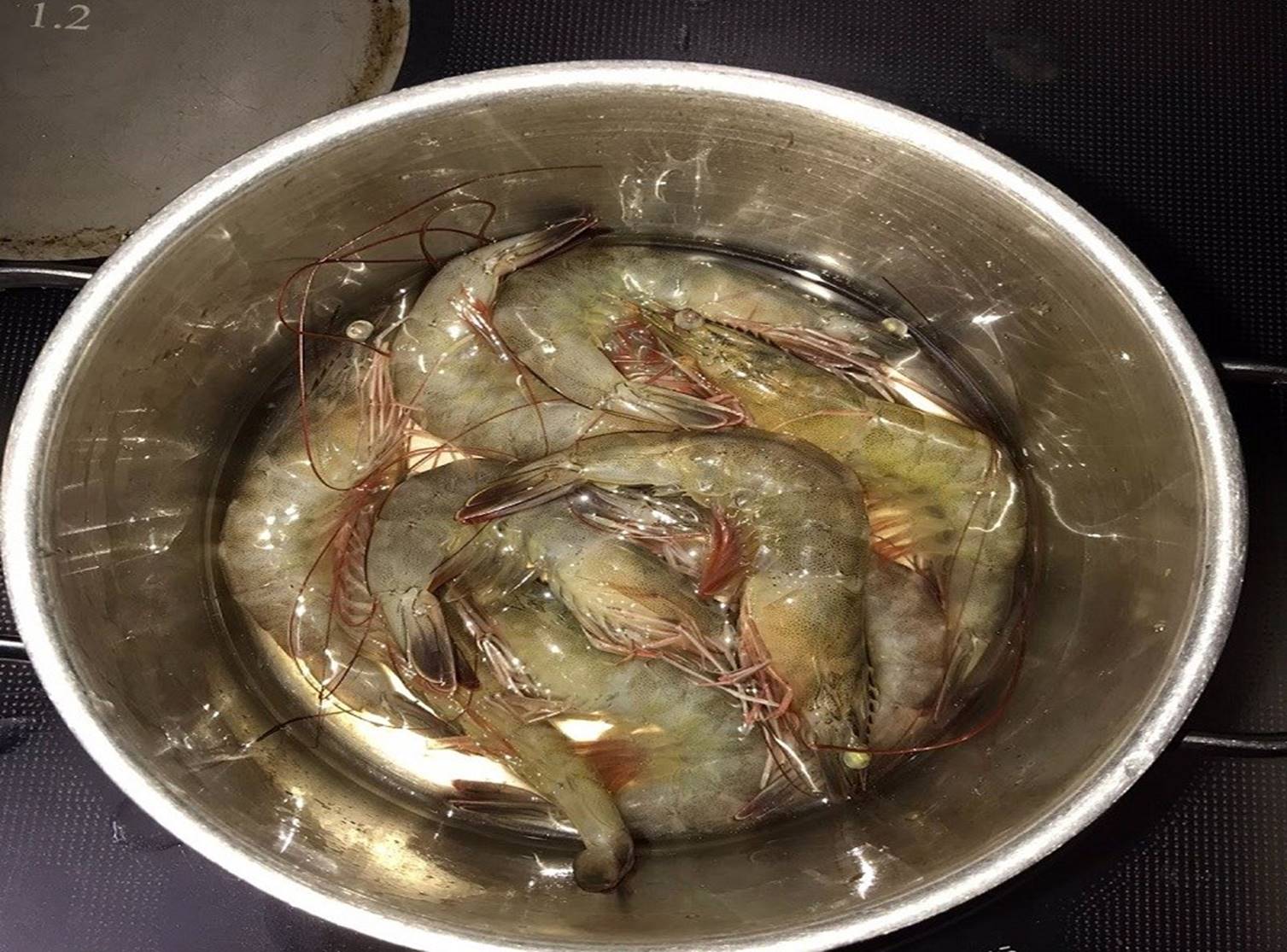 Làm mới thực đơn bằng món gỏi cuốn tôm thịt ăn là ghiền-5