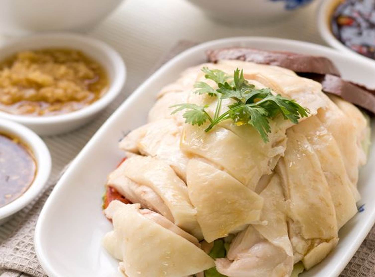 24 tuổi đã bị ung thư ruột nhắm tới chỉ bởi một thức uống vui miệng, bác sĩ cảnh báo thói xấu nhiều người hay mắc-4