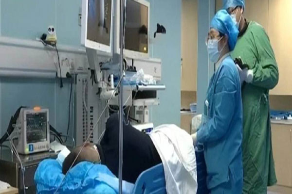 Ung thư ruột kết trước tuổi 50: Ba dấu hiệu hàng đầu-2