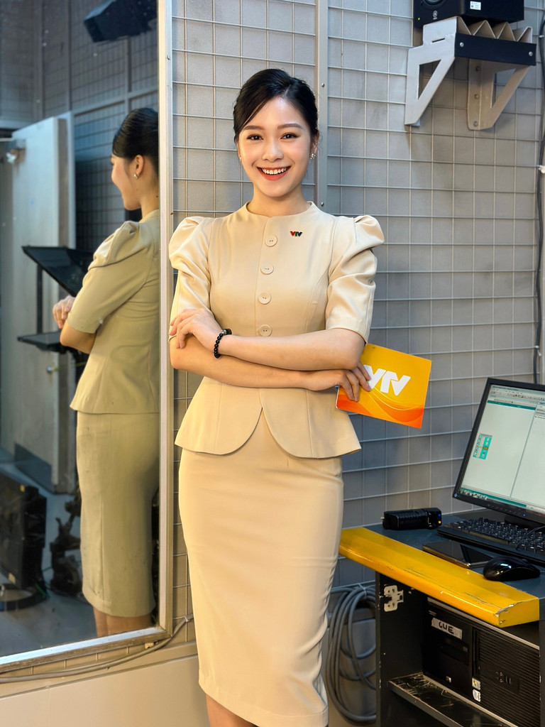 Nhan sắc MC thời tiết Hạnh Quyên xinh như hoa hậu của VTV-3