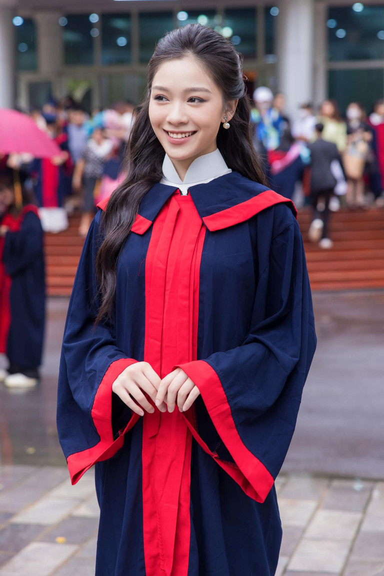 Nhan sắc MC thời tiết Hạnh Quyên xinh như hoa hậu của VTV-5