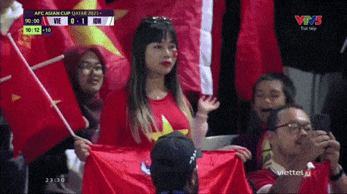 ĐT Việt Nam hậu thất bại: Khi niềm tin xuống thấp và sóng gió nổi lên-3