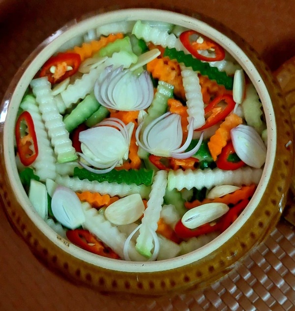 Loại củ giá rẻ, siêu vitamin, đem làm món chống ngán ngày Tết vừa ngon vừa lợi đủ đường-4