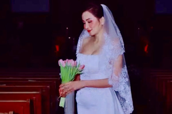 Hoa hậu Diễm Hương sau khi định cư ở Canada: Lấy chồng lần ba, làm nhiều nghề kiếm sống-6