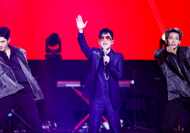 Ca sĩ Việt nổi tiếng, mua hàng hiệu về để một góc không dùng, tuổi 43 chỉ thích vào bếp nấu ăn-1