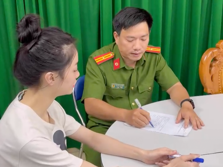 Lộ diện những đường dây mại dâm người mẫu, diễn viên-2