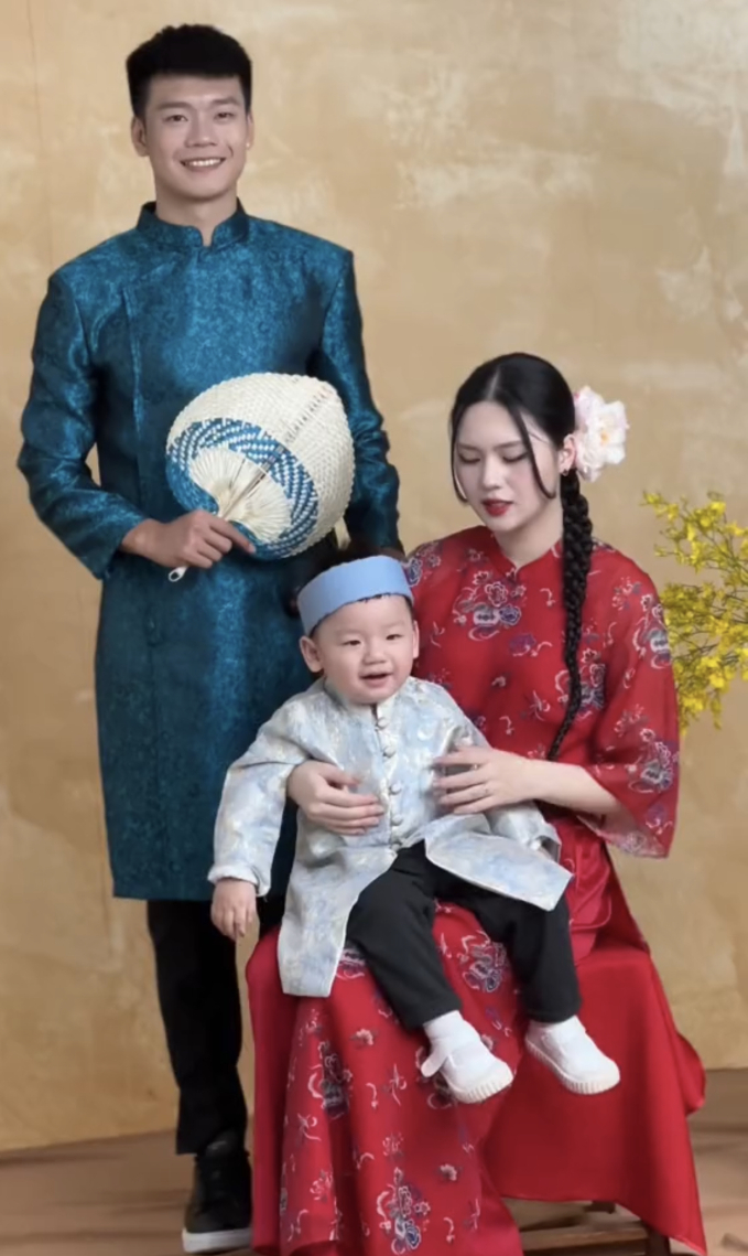 Hậu trường ảnh tết nhà Thành Chung và vợ hotgirl Tuyên Quang: Ảnh cam thường còn xinh đẹp thế này-1