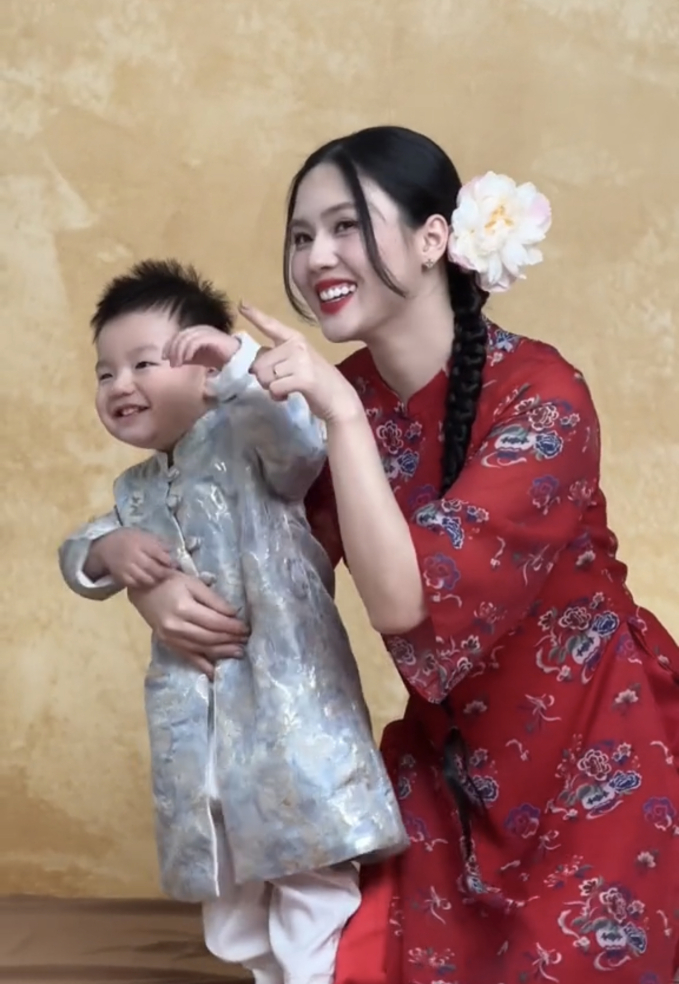 Hậu trường ảnh tết nhà Thành Chung và vợ hotgirl Tuyên Quang: Ảnh cam thường còn xinh đẹp thế này-5