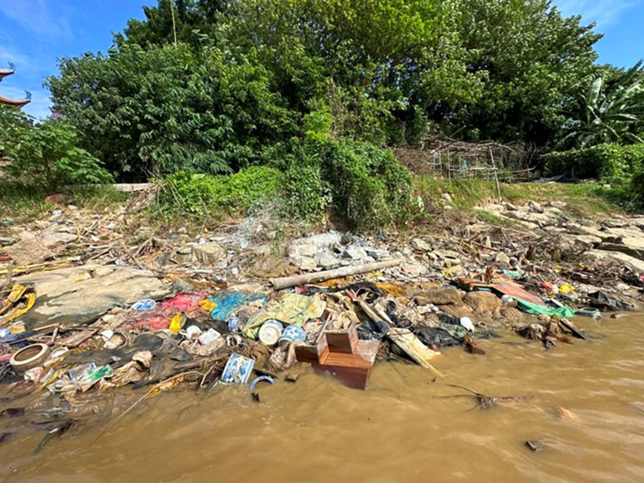 Kỳ án thi thể trên sông Hồng: Tiết lộ những manh mối bất ngờ giúp cảnh sát phá án thần tốc từ con số-2