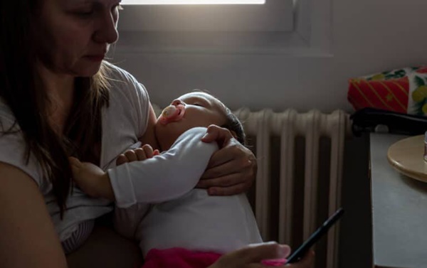 Làm cách nào để nhận biết triệu chứng viêm phổi nếu trẻ không sốt?-2