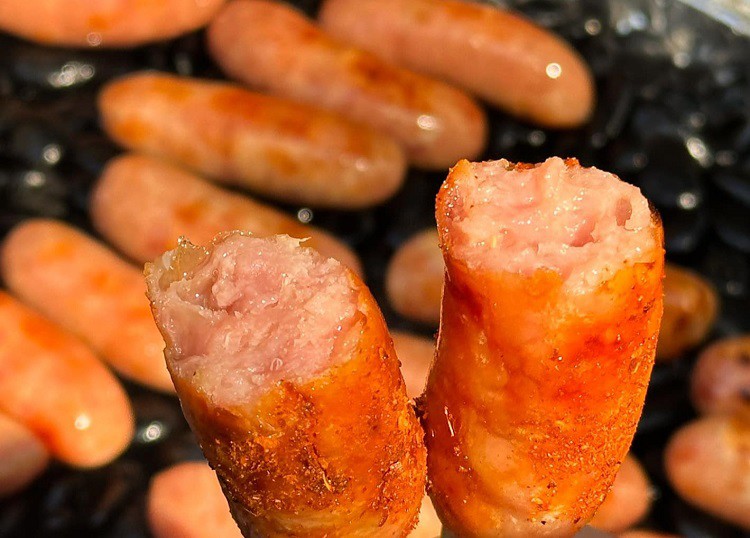 Chỉ bán một món ăn lạ”, chủ hàng phố cổ Hà Nội thu hàng chục triệu đồng/ngày-6