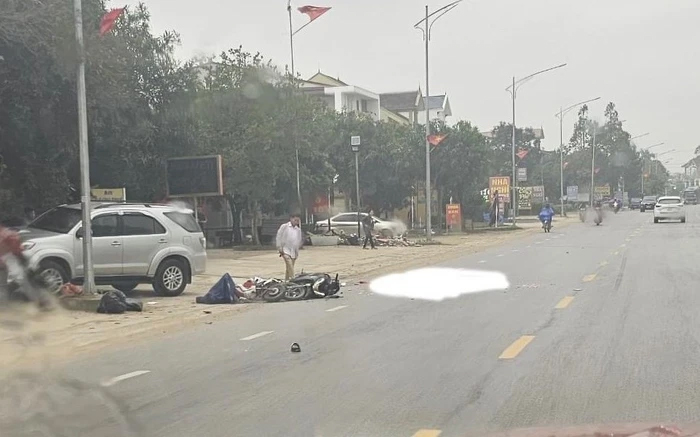 Mẹ chở con gái đi khám bệnh không may gặp tai nạn, cả 2 tử vong thương tâm-1