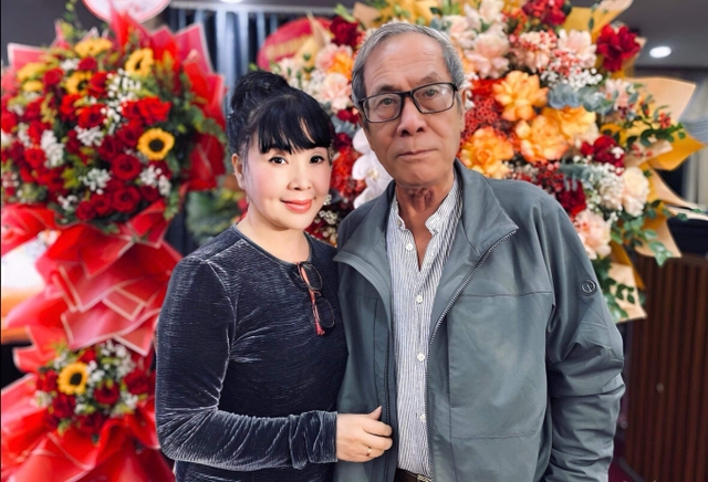 Nữ NSND đẹp như tượng thạch cao”, cưới đạo diễn hơn 14 tuổi, 40 năm không có con chung vẫn hạnh phúc-7
