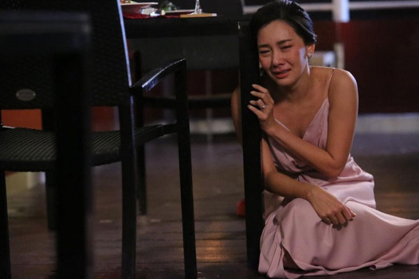 Vô tình gặp chồng cũ khi đi đăng ký kết hôn, thấy người đứng cạnh anh ta tôi bật cười-2