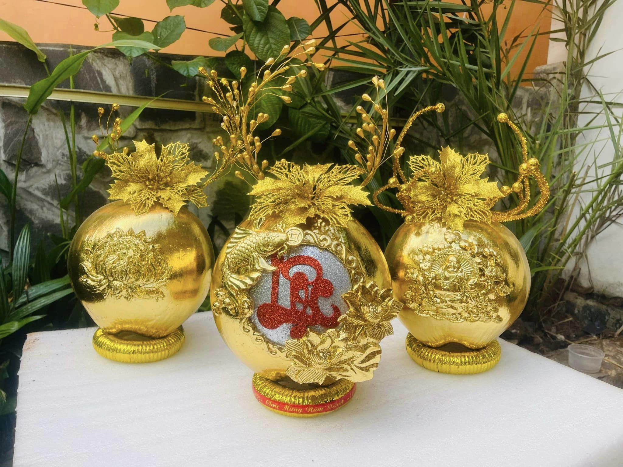 Trang trí cho trái dừa kiểu này, người đàn ông ngày bán hơn 200 quả-2