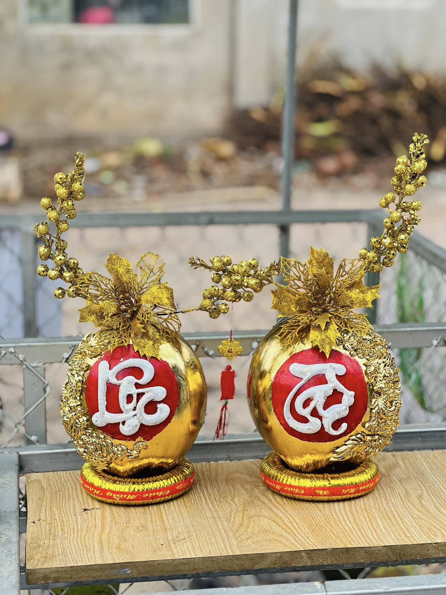 Trang trí cho trái dừa kiểu này, người đàn ông ngày bán hơn 200 quả-1