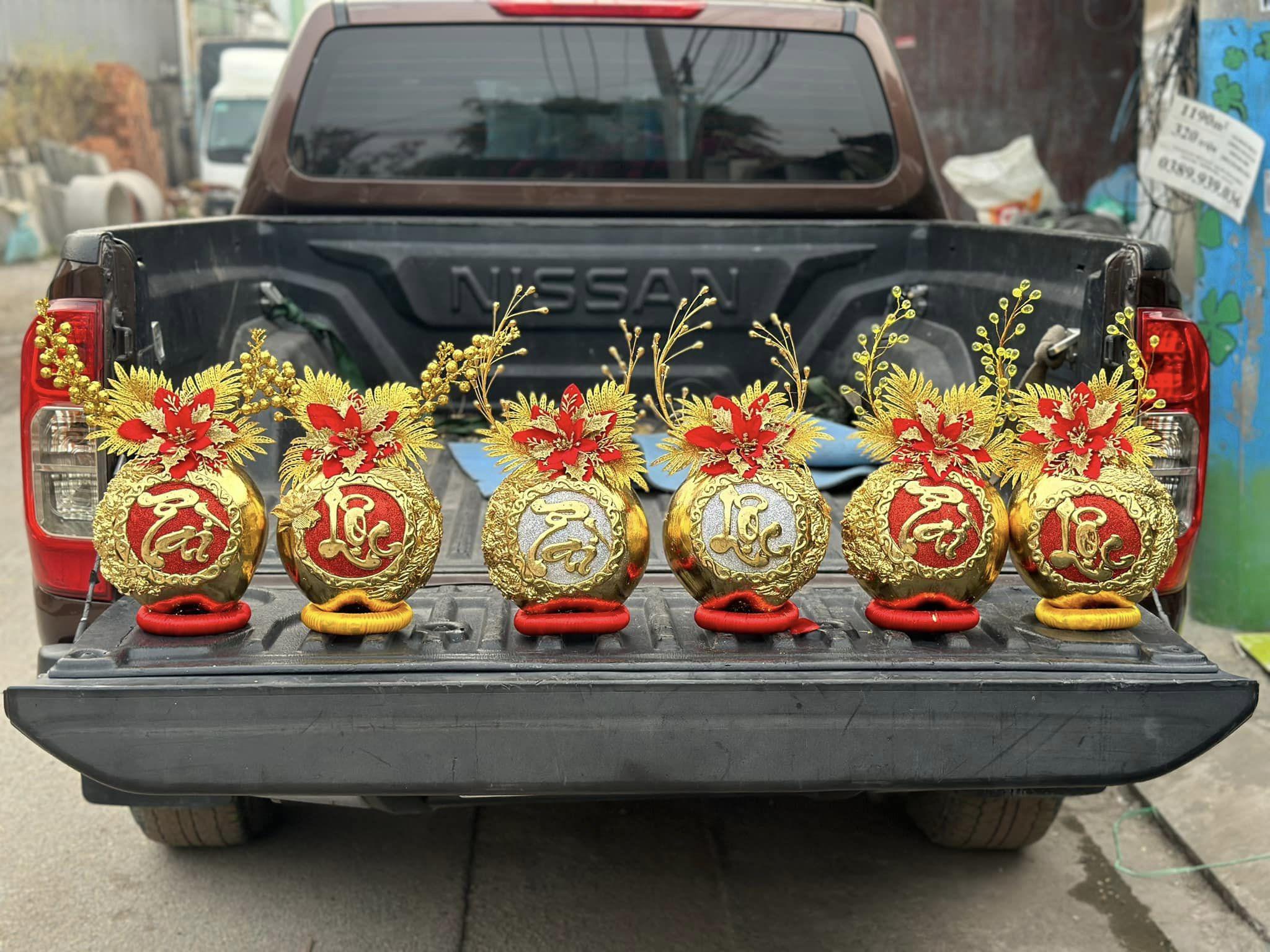 Trang trí cho trái dừa kiểu này, người đàn ông ngày bán hơn 200 quả-3