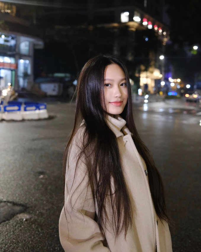 Doãn Hải My, Mai Hà Trang và Ngô Tố Uyên có phong cách cực giống nhau khi trời lạnh: Nàng WAGs nào xinh hơn?-1
