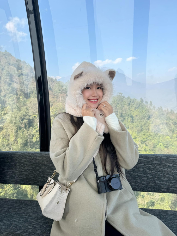 Doãn Hải My, Mai Hà Trang và Ngô Tố Uyên có phong cách cực giống nhau khi trời lạnh: Nàng WAGs nào xinh hơn?-2