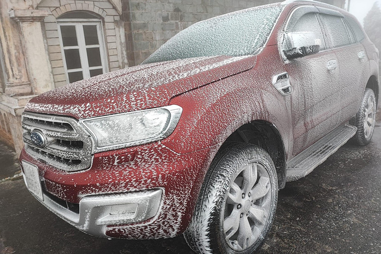 Hình ảnh băng giá phủ trắng đỉnh Mẫu Sơn trong gió rét đậm-4