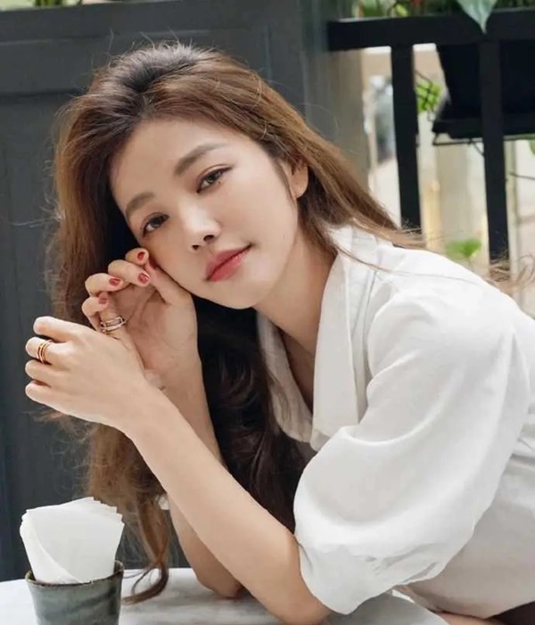 Khi phụ nữ già đi quá nhanh, cơ thể thường có 2 thứ dài ra và 1 thứ tròn trịa: Ai có rồi cần nuôi dưỡng sức khỏe thật tốt-3