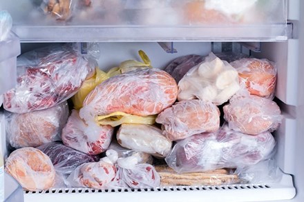 Gần Tết mua thực phẩm đông lạnh để dự trữ cần nhớ 7 điều này
