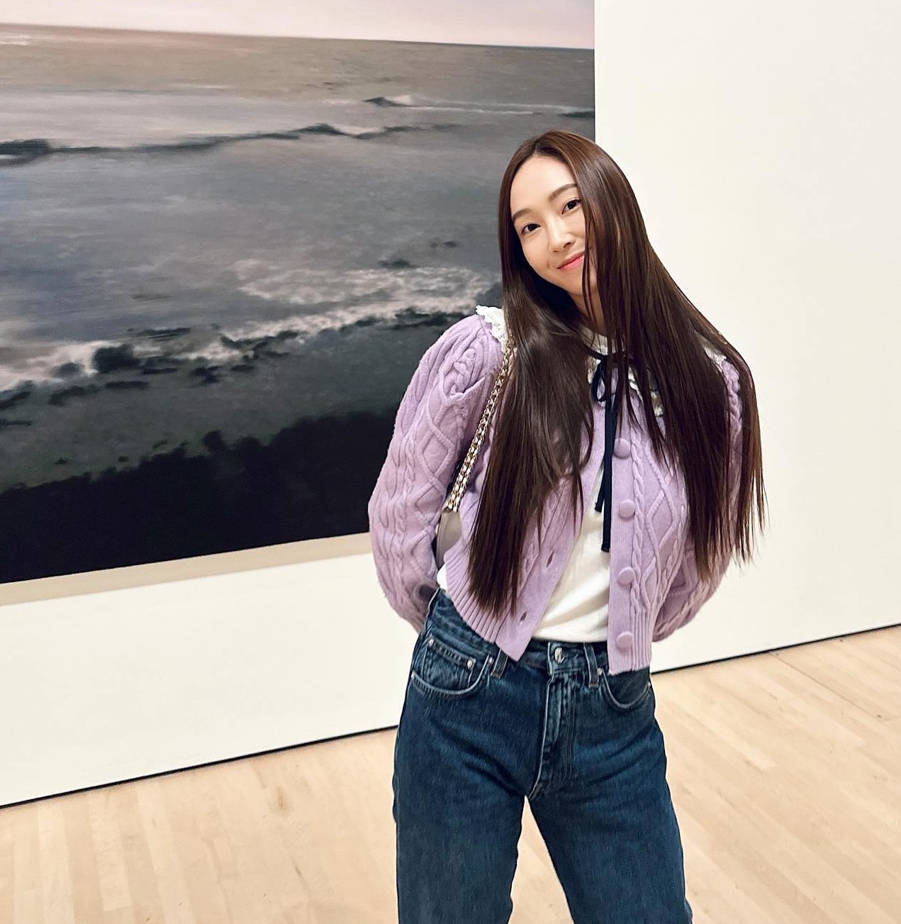 Cao thủ diện quần jeans Jessica Jung gợi ý loạt cách phối đồ không hề trùng lặp-5