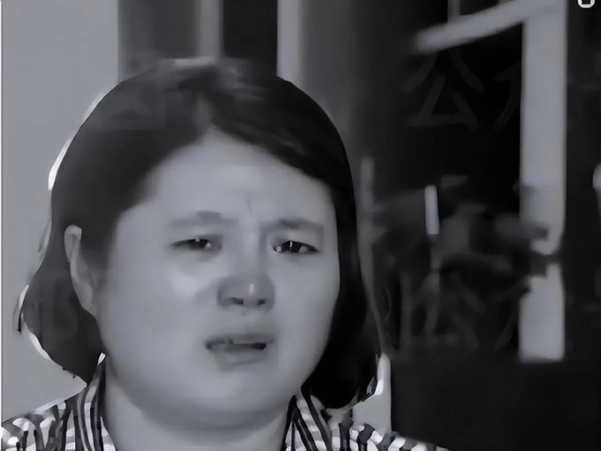 Thấy nam sinh giống hệt chồng cũ, người phụ nữ đau đớn phát hiện con trai đã chết 17 năm trước vẫn còn sống-2