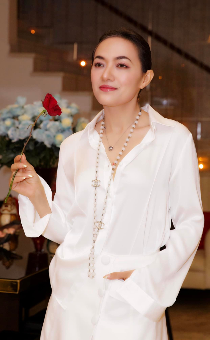 Nữ diễn viên Việt xinh đẹp 42 tuổi không kết hôn sinh con, rời showbiz sống tự tại, hướng Phật-2
