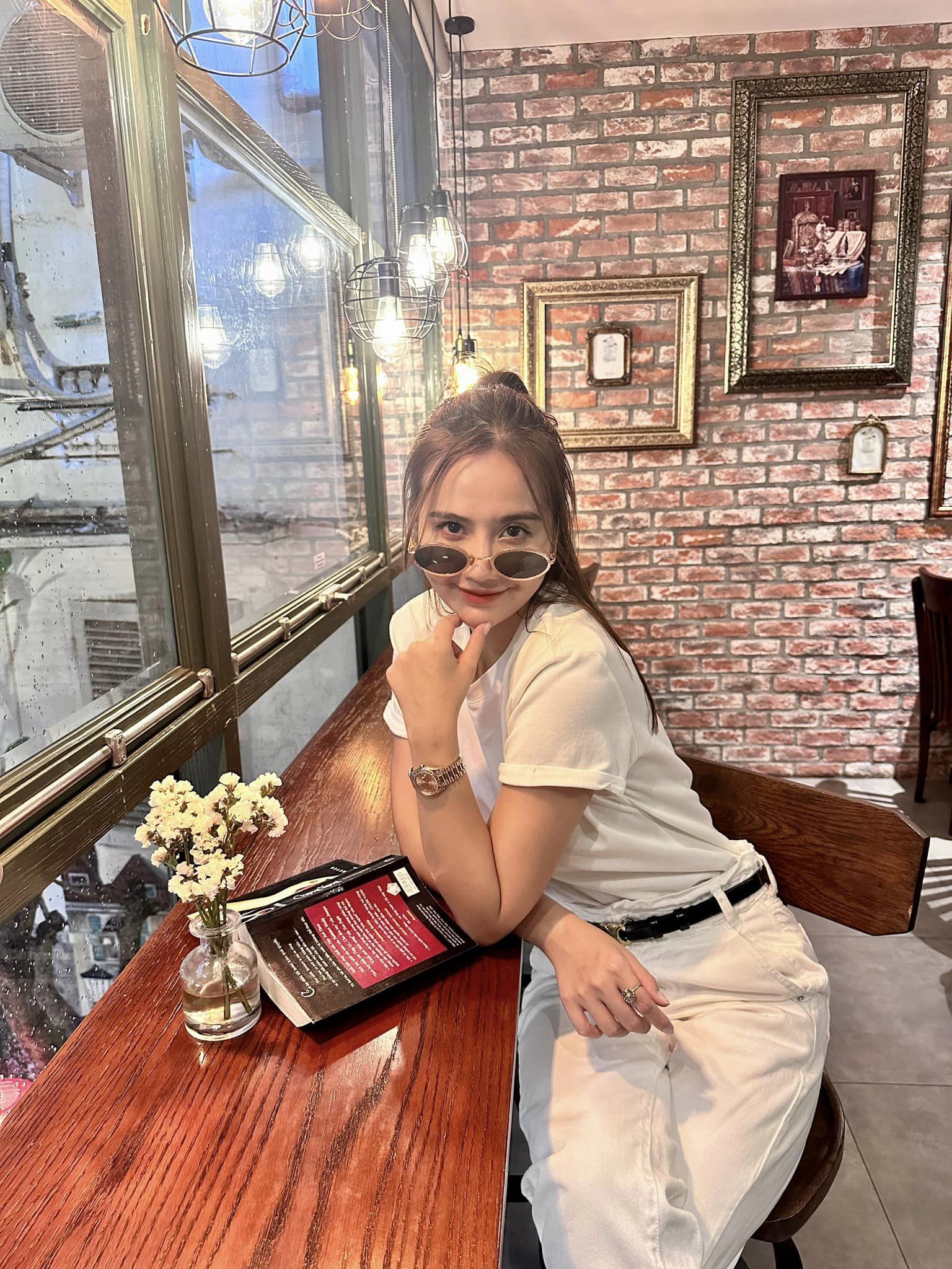 Huyền Lizzie ngày càng mặc đẹp, gợi ý 10 cách diện đồ siêu hợp dịp Tết-5