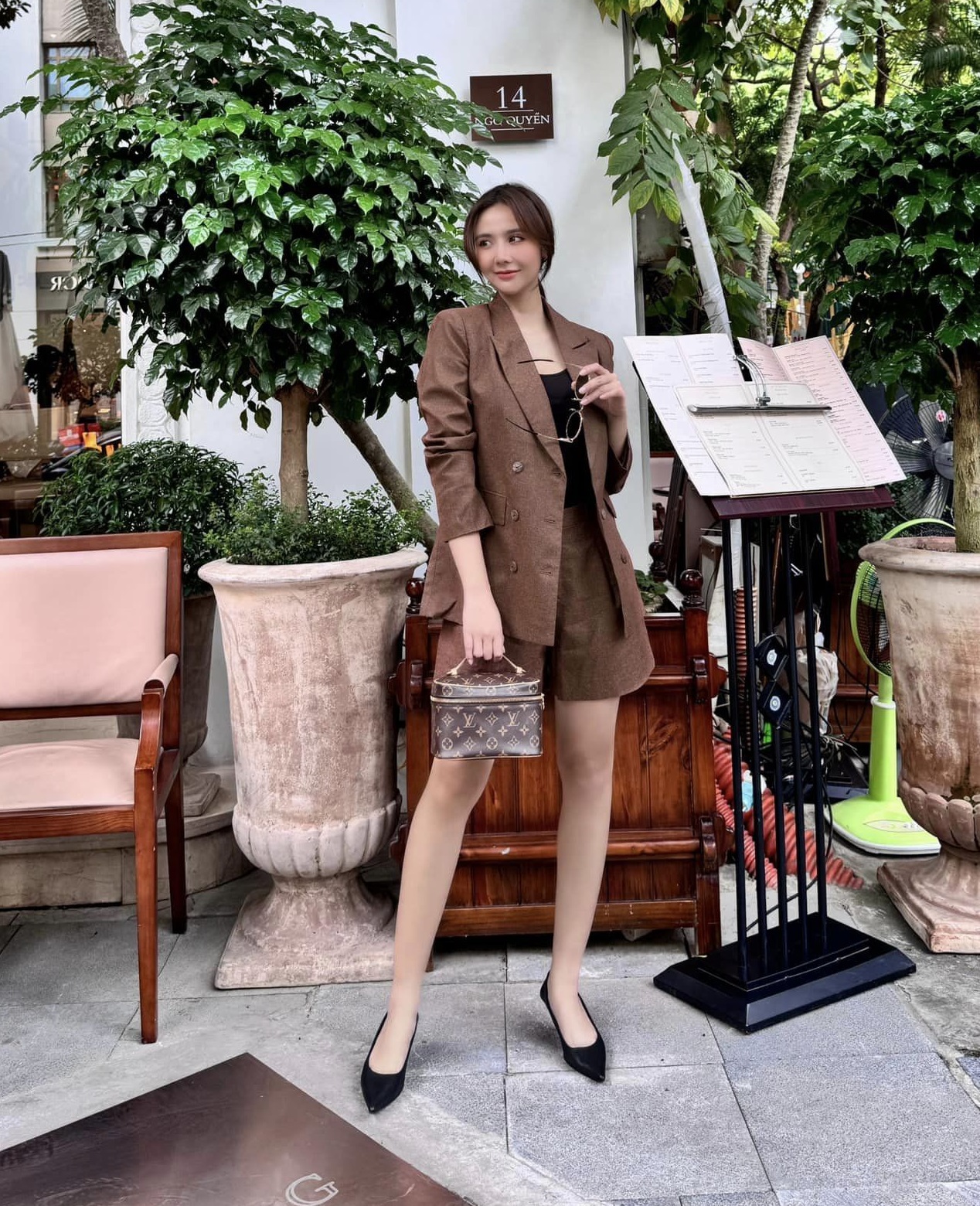 Huyền Lizzie ngày càng mặc đẹp, gợi ý 10 cách diện đồ siêu hợp dịp Tết-4