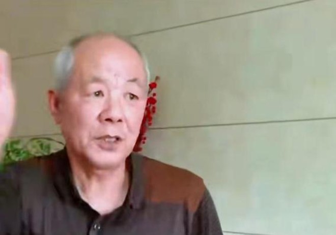 Bỏ vợ con cưới nhân tình kém 10 tuổi, 20 năm sau người đàn ông hối hận ê chề-1