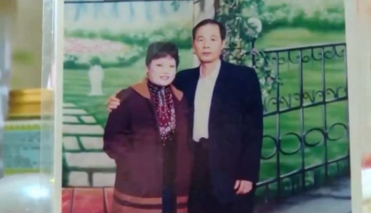 Bỏ vợ con cưới nhân tình kém 10 tuổi, 20 năm sau người đàn ông hối hận ê chề-2