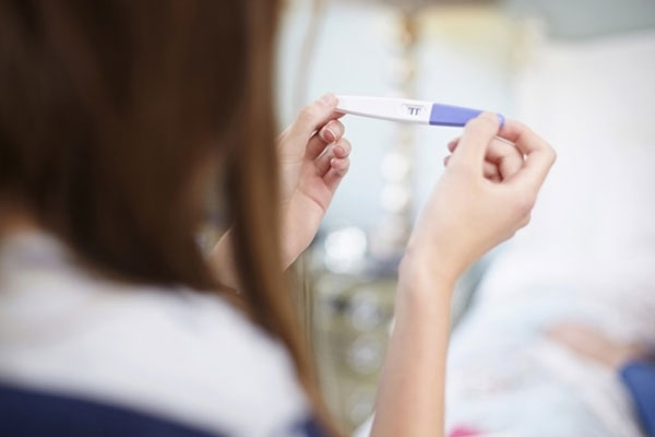 Dự Tất niên nhà sếp, tôi ngỡ ngàng khi thấy chị dâu đang làm giúp việc-2